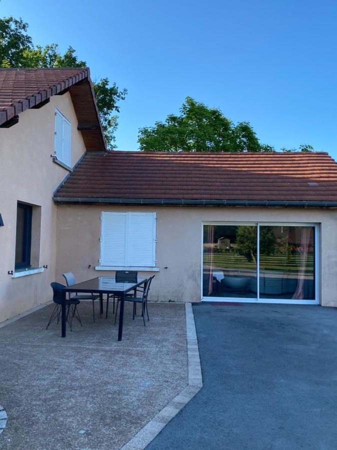 Agreable Chambre D'Hote Calme Avec Piscine Souvans Eksteriør bilde